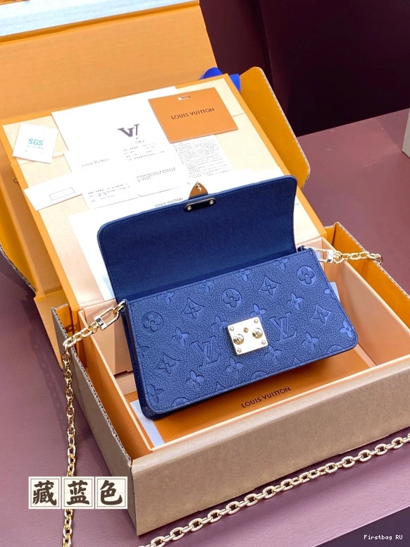 First bag VUITTON Métis On LOUIS Wallet Chain 0814